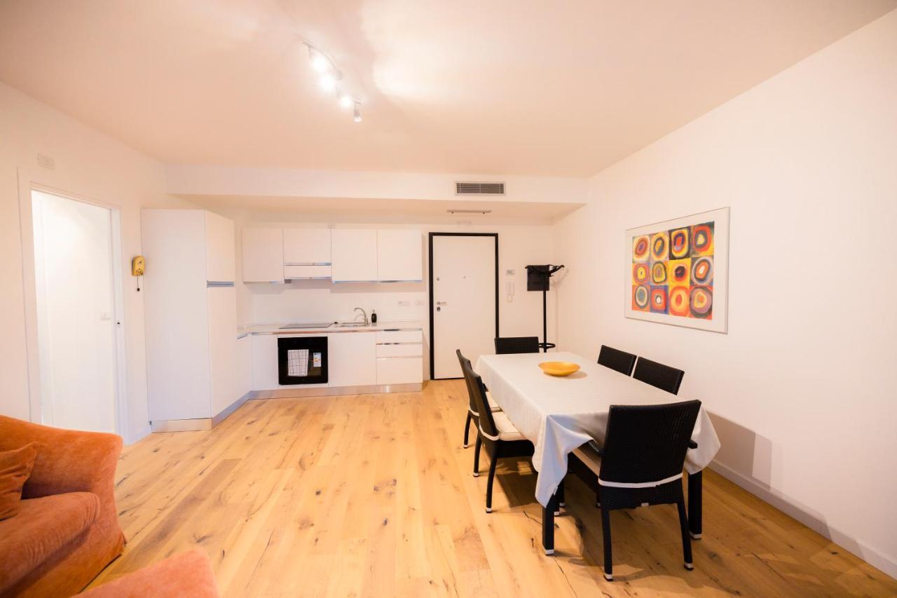 Appartement Nuovissimo Bilocale In Zona Navigli/romolo